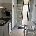 Gold House 4*