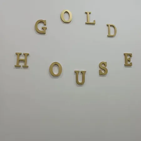 Gold House Aparthotel 4*