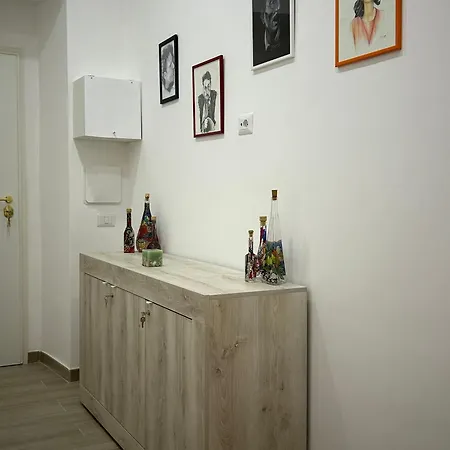 Gold House 4*
