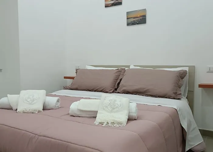 Gold House Aparthotel 4*